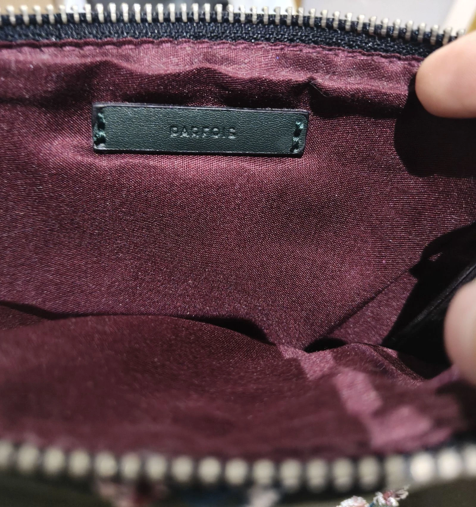 Tas – photo 3